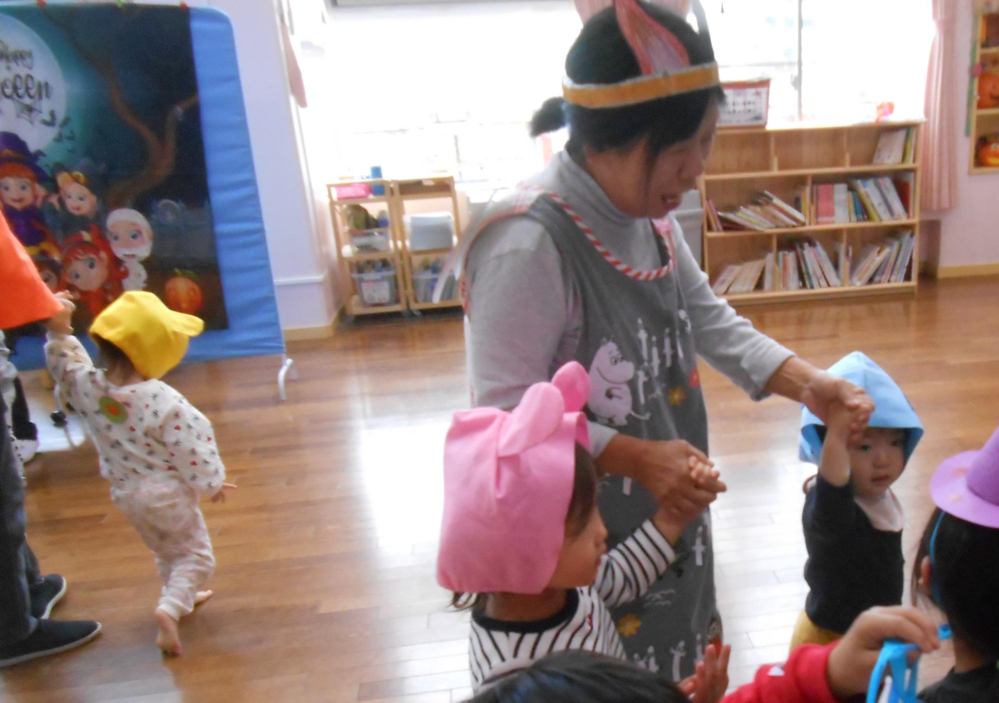 かわいい衣装を着けたほし組さんの様子