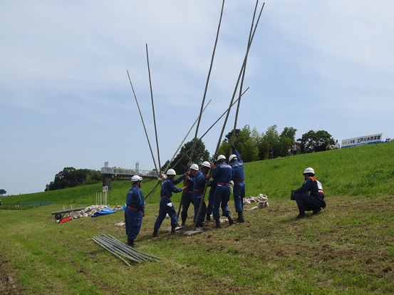 五徳縫い工法の実施