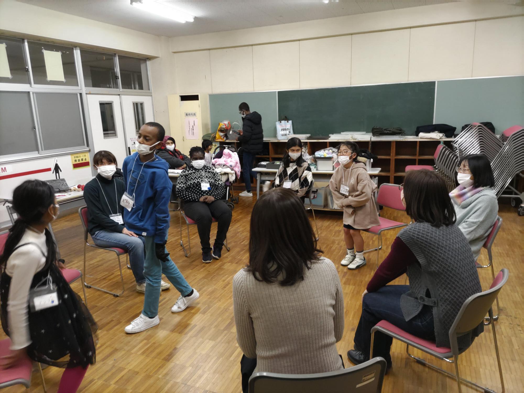 三郷市国際交流協会教室の様子