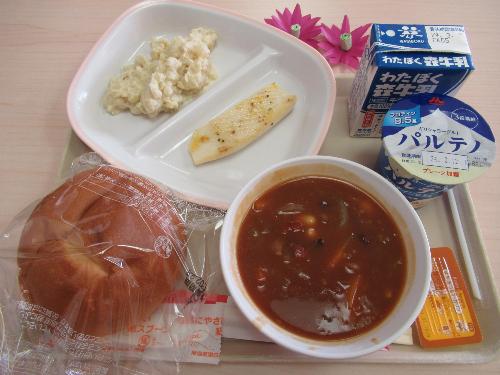 中学校ギリシャ給食