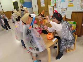 お菓子をもらう