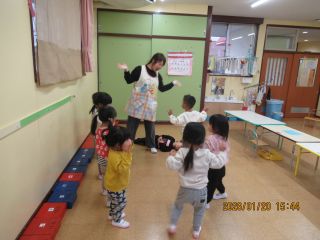 体操の練習、頑張っています！