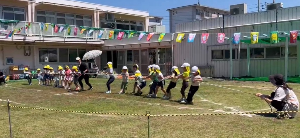 4歳児 ダンシング綱引き