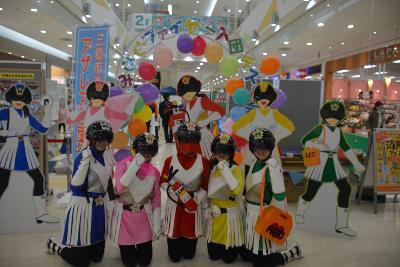 消防フェアにおけるアザレア分団の活動（三郷ファイヤー）