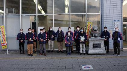 首都圏新都市鉄道三郷中央駅集合写真