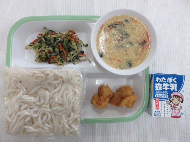 小学校献立写真（麺）