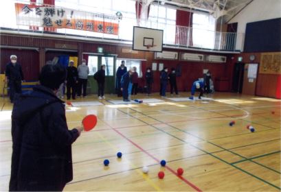 ボッチャ愛好会高州東町地区ボッチャ大会試合の様子