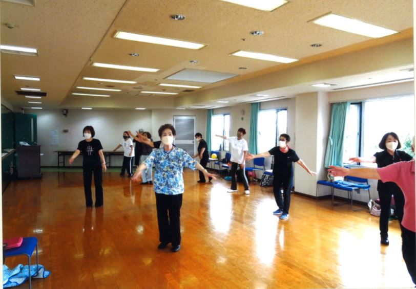 谷リズム体操教室リズム体操の様子