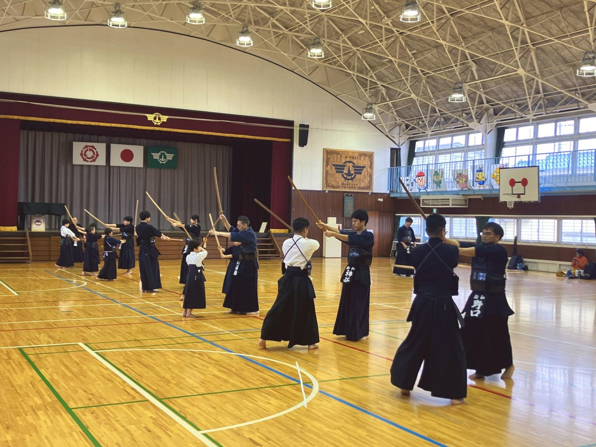 新和剣友会合宿の様子