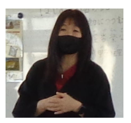 宇野理佳先生