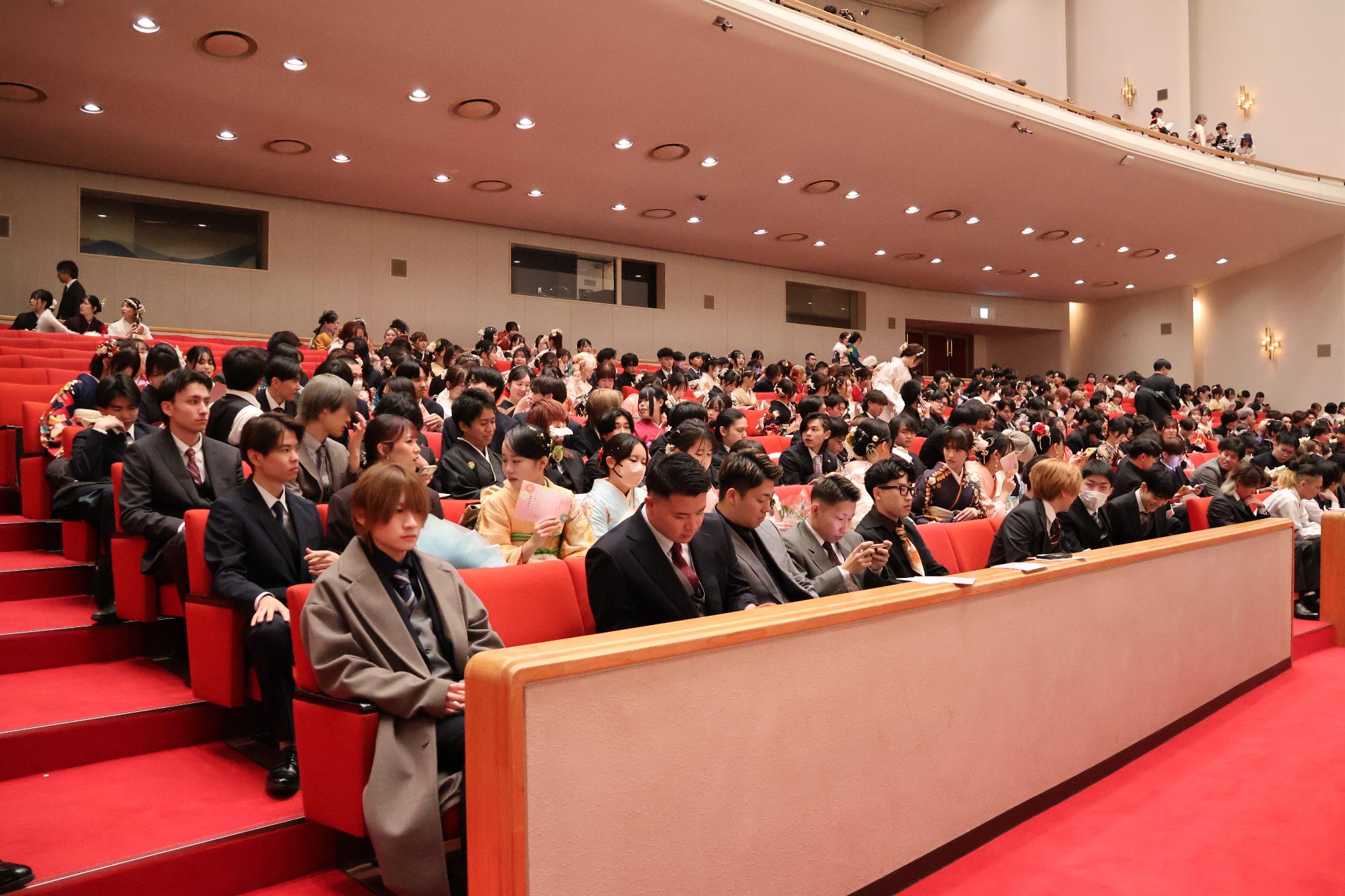 二十歳のつどい2026会場内のようす1