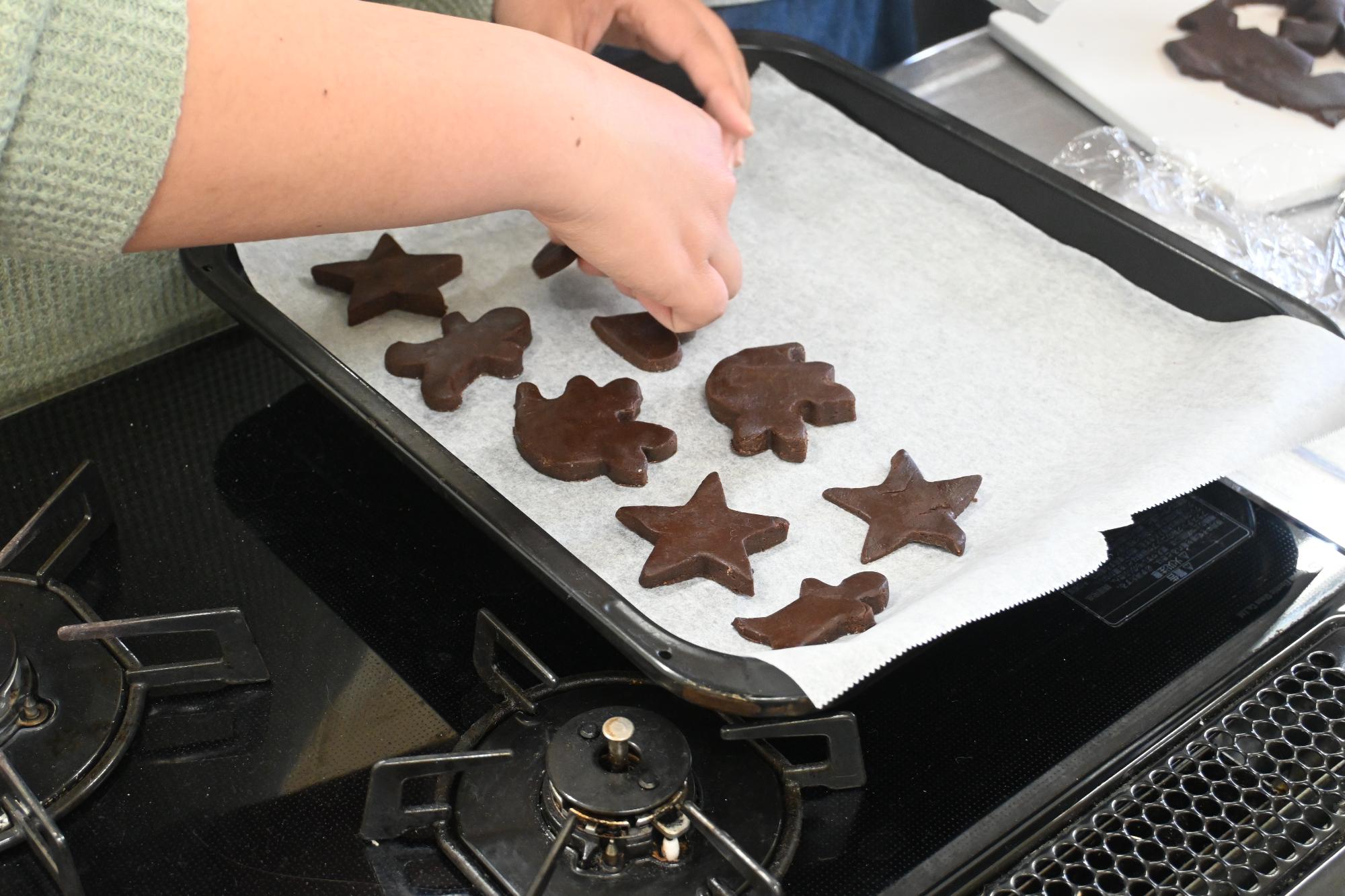 MJLC送別会 クッキー作りの様子1