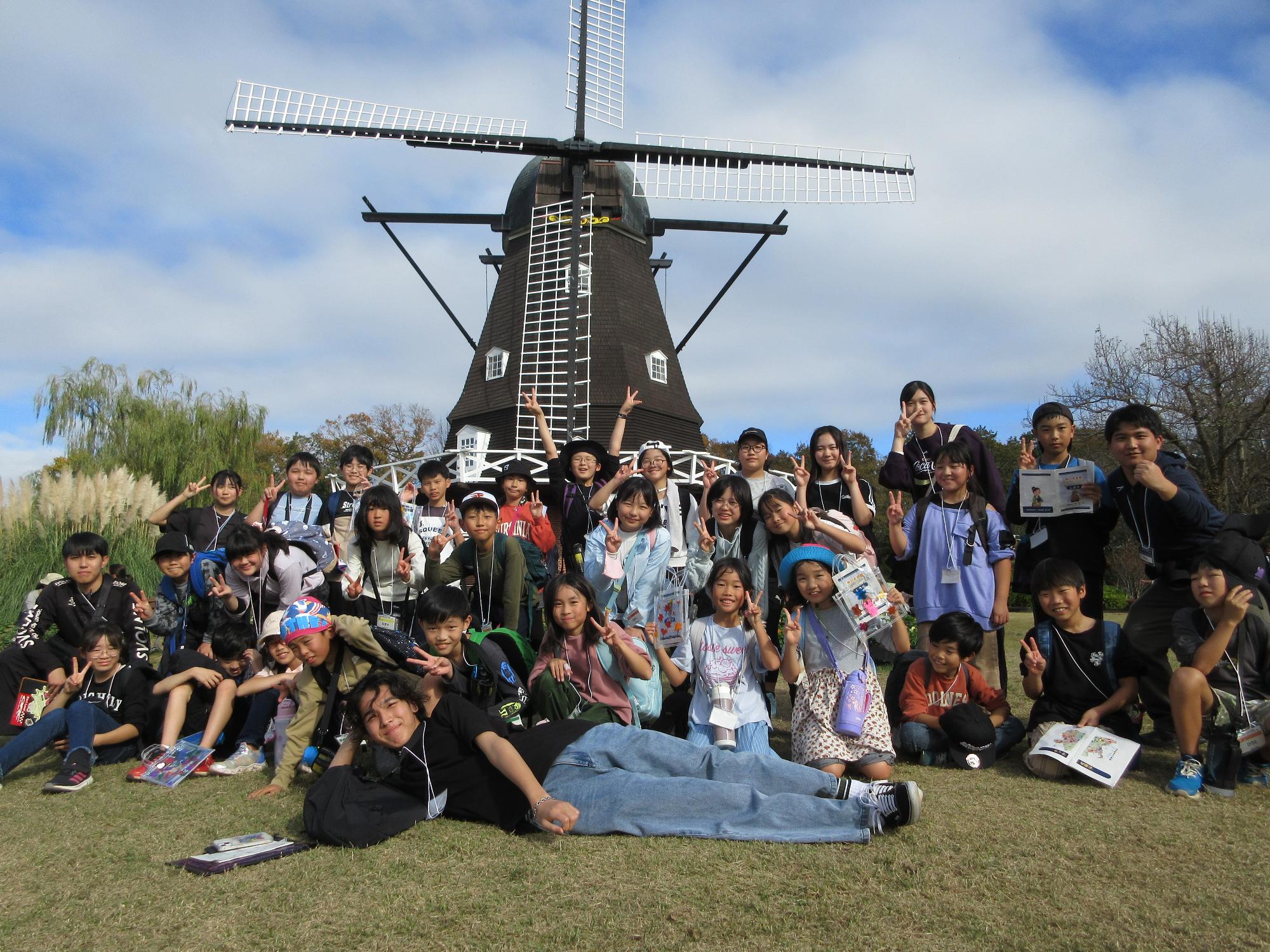 秋の大冒険inふなばしアンデルセン公園集合写真