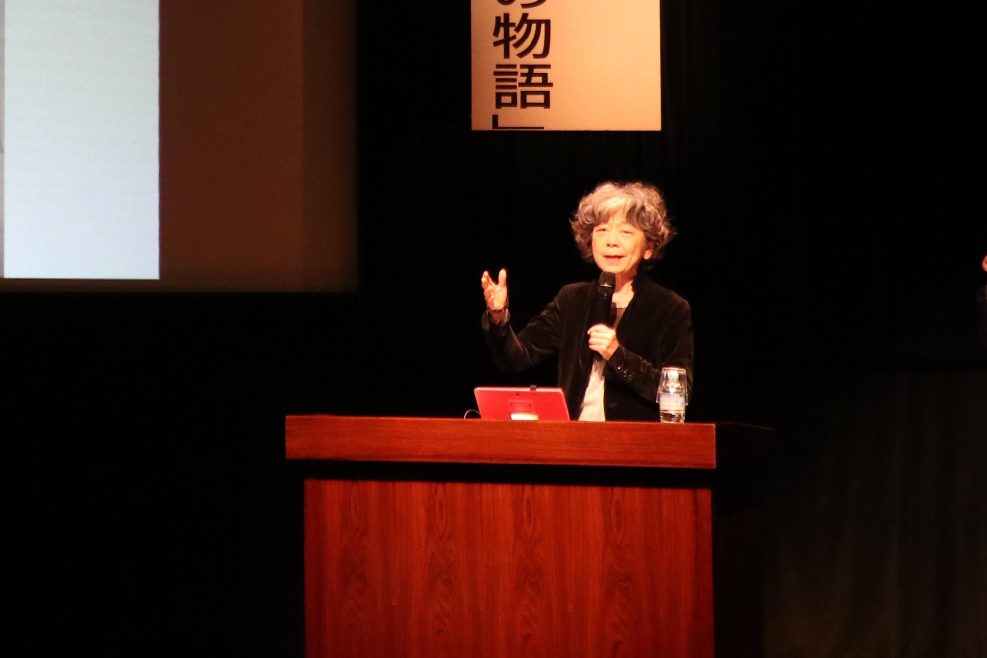 いせひでこ氏の写真