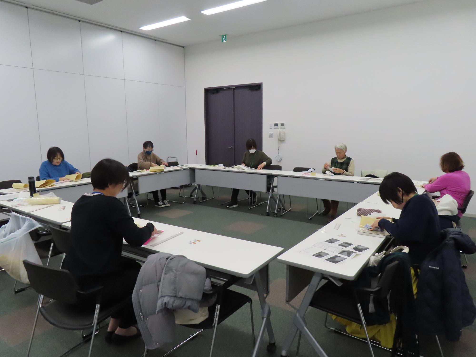 本の装備の様子