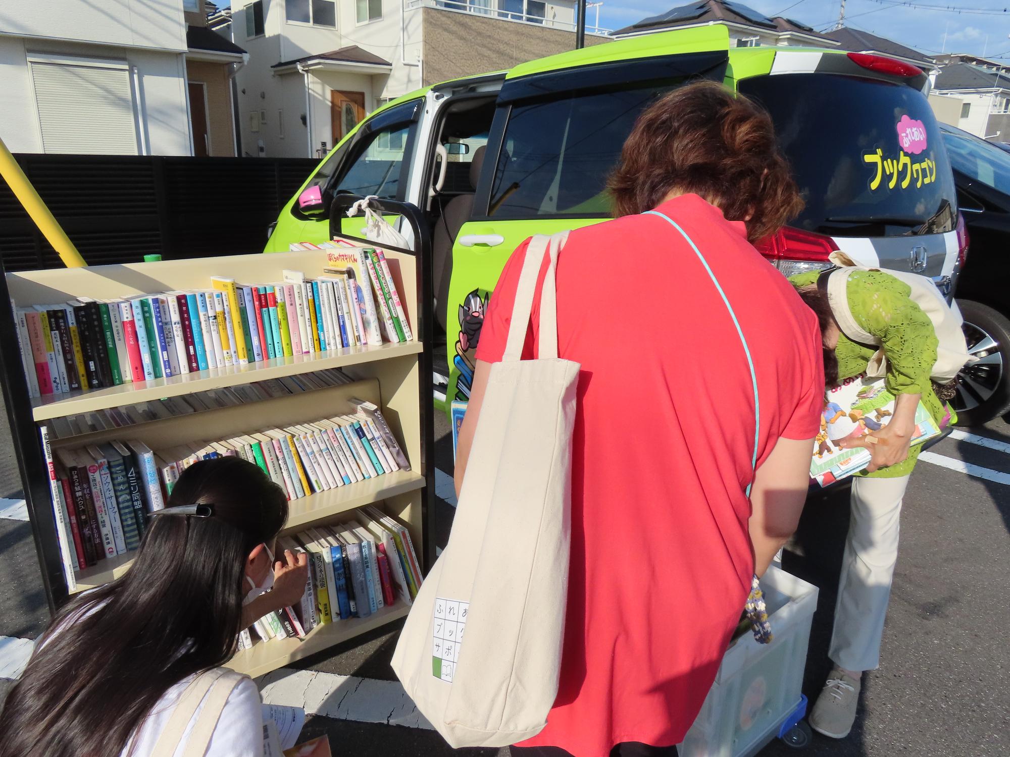 スターバックスコーヒー三郷中央店入替
