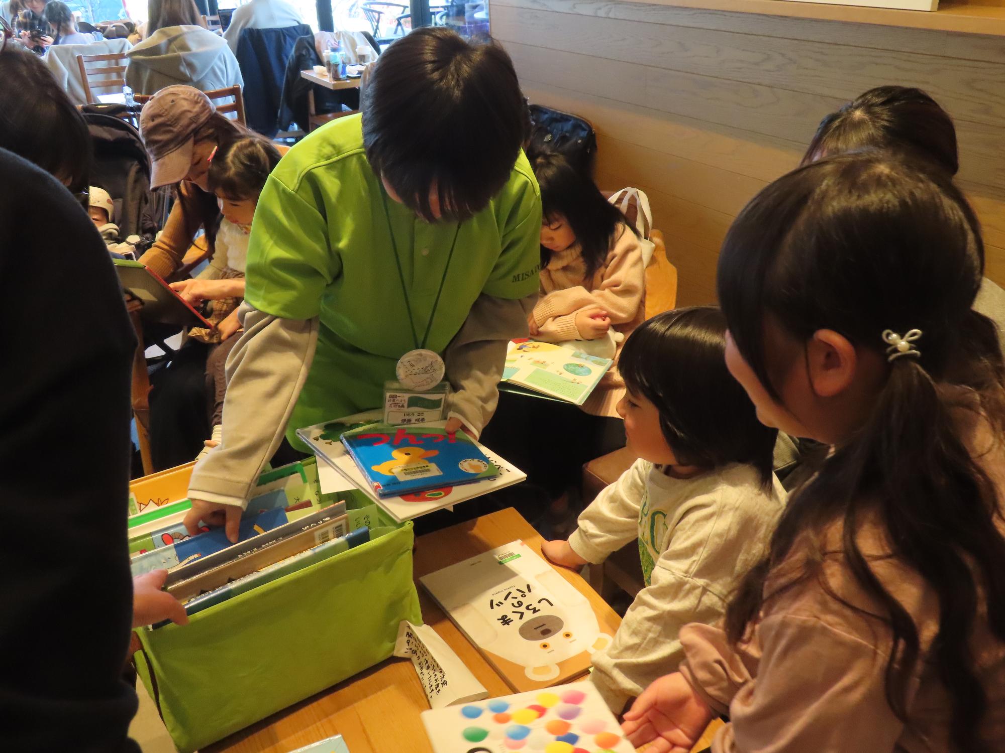 お手伝いの様子