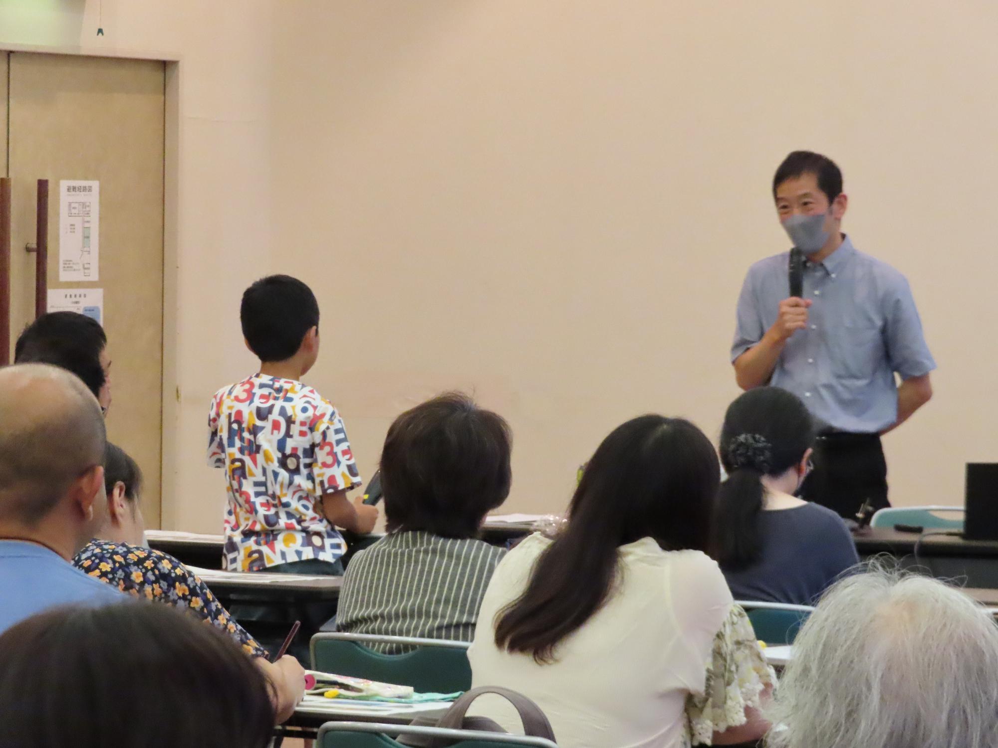 質疑応答の様子