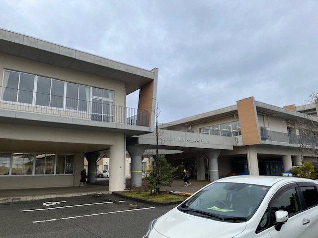 派遣先となった七尾市立小丸山小学校